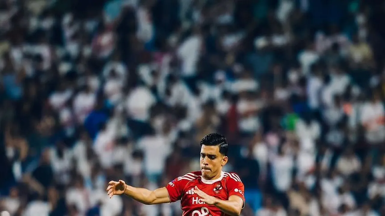 ياسر ريان: أعتذر عن تصريحاتي ضد بن شرقي.. واللاعب يستحق الاستمرار مع الأهلي